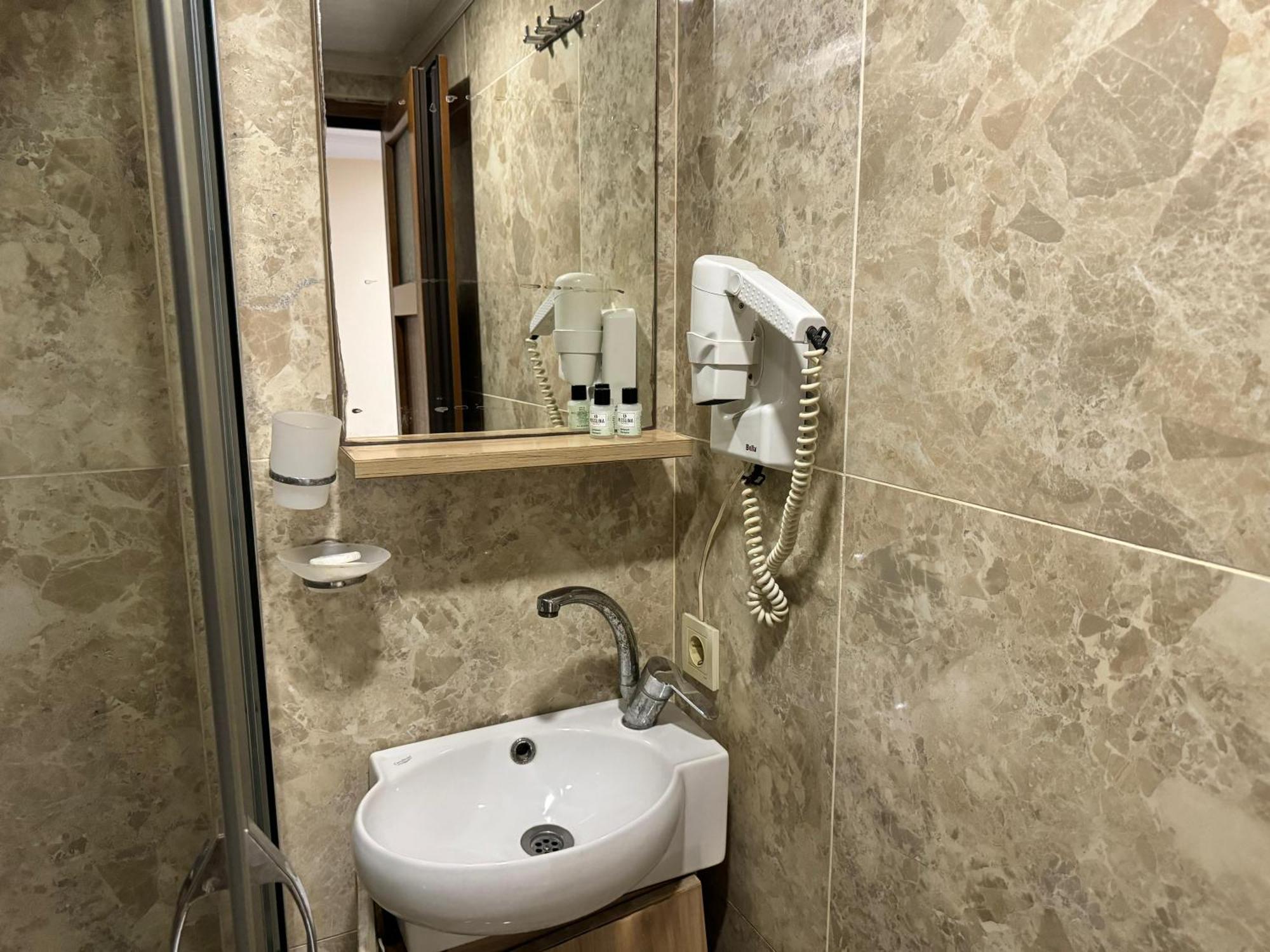 Hotel Visa Stambuł Zewnętrze zdjęcie